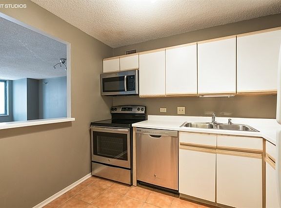 5th image of 480 N McClurg Ct APT 506