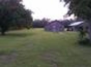 835 Goodwin Ave, Port Neches, TX 77651