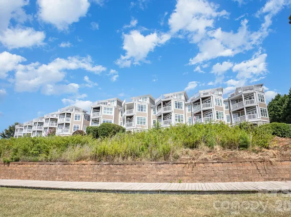 637 Williamson Rd Unit 109, Mooresville, NC 28117