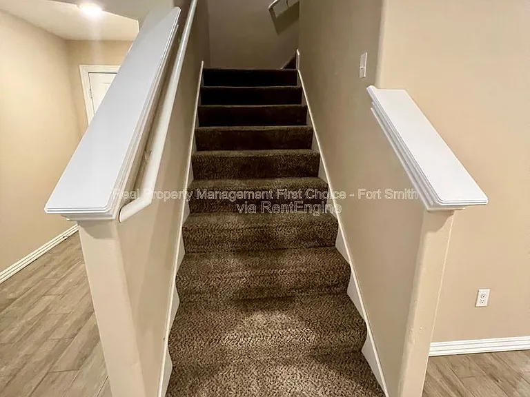 6617 Leightyn Ln — Photo 15