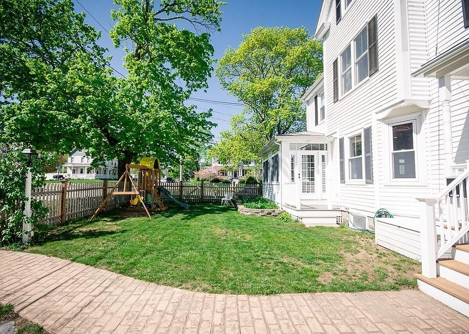 206 Common St, Walpole, MA 02081 Zillow