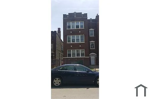 5021 W Adams St #2 Photo 1