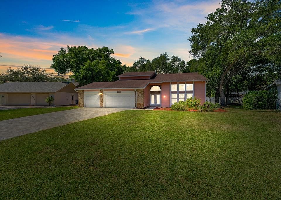 1st image of 1550 CHATEAU WOOD DRIVE