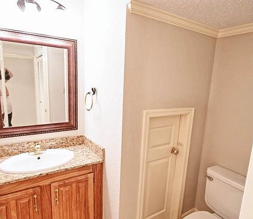 2nd image of 3100 Fairfield Ave