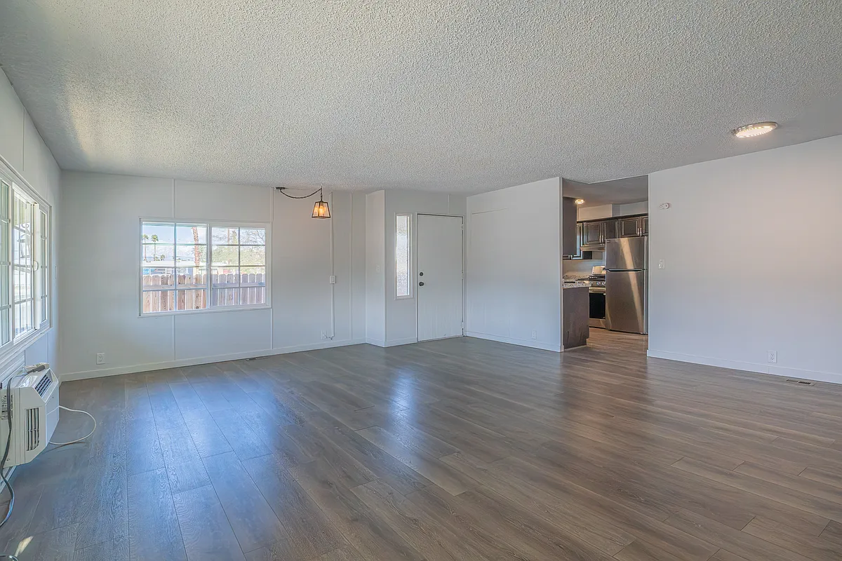 Building Photo - 32480 San Miguelito Dr