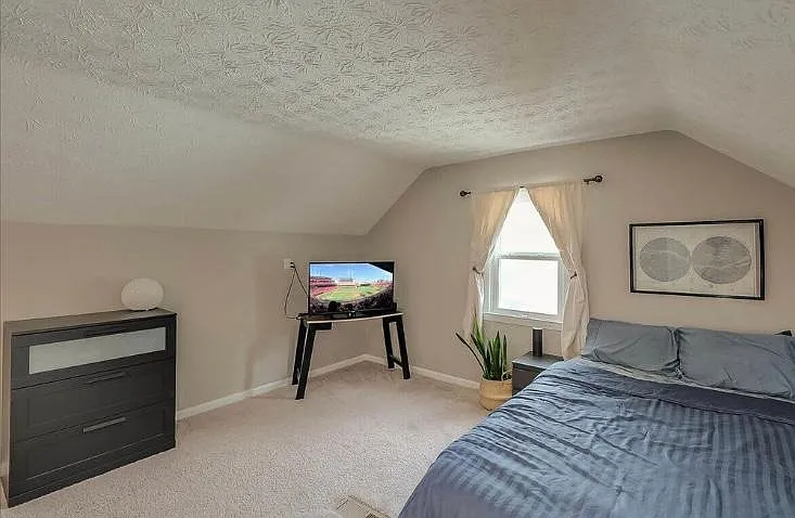 1141 Sparks Rd — Photo 15