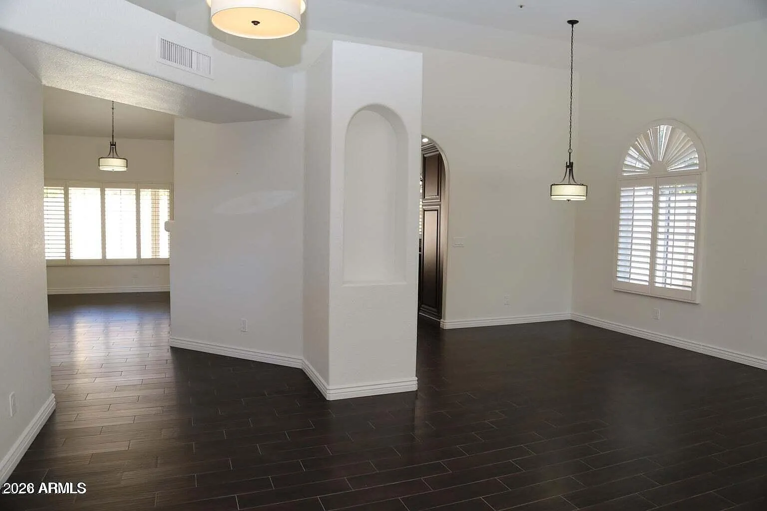 4 bed, 2.5 bath, 2218 sqft, $3,400 — Photo 3