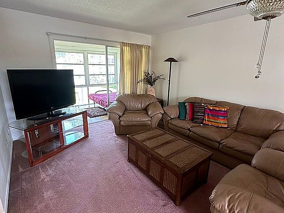 4th image of 1845 S Highland Ave APT 6-10