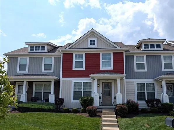318 Countryshire Dr, Lake Saint Louis, MO 63367