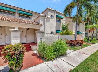 6715 Via Regina #10, Boca Raton, FL 33433