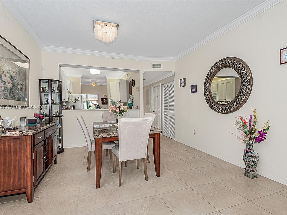 1st image of 7775 Yardley Dr APT 311