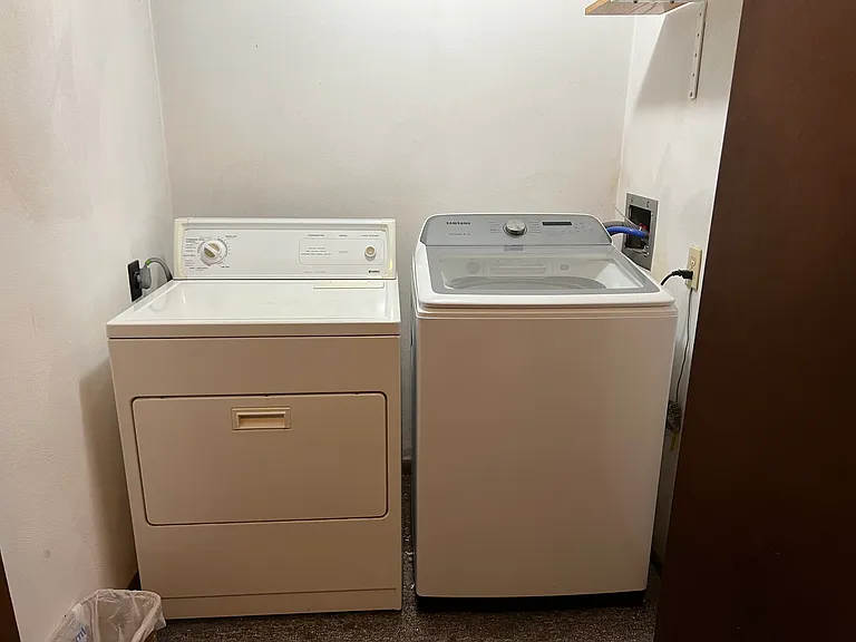 1021 Warwick Dr #U — Photo 13