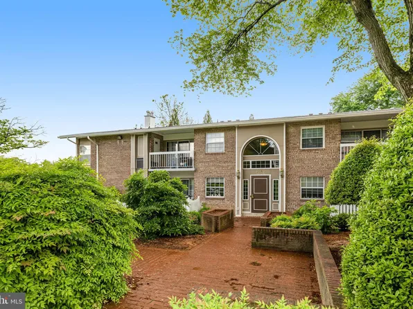 1952 Kennedy Dr APT 103, Mc Lean, VA 22102