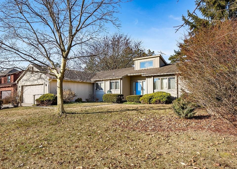 1st image of 2360 Saint Francis Dr