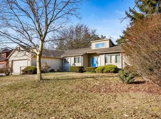 2360 Saint Francis Dr, Ann Arbor, MI 48104