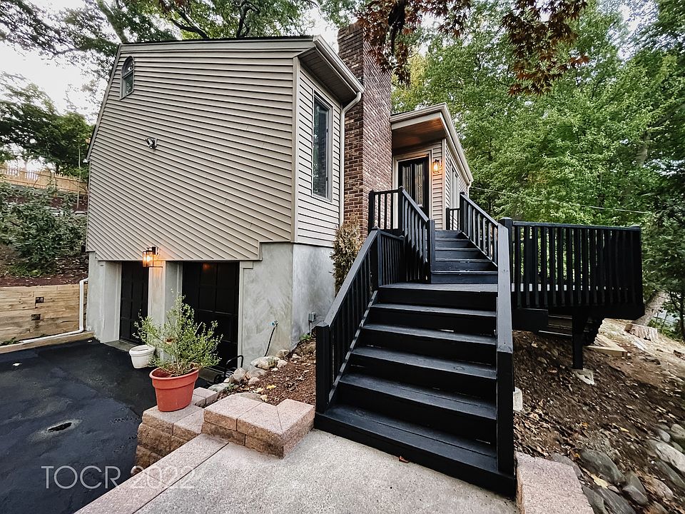 1st image of 330 Lafayette Ave