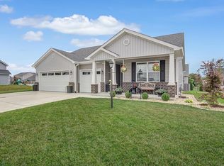 7054 Savannah Dr, Glen Carbon, IL 62034