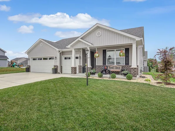 7054 Savannah Dr, Glen Carbon, IL 62034