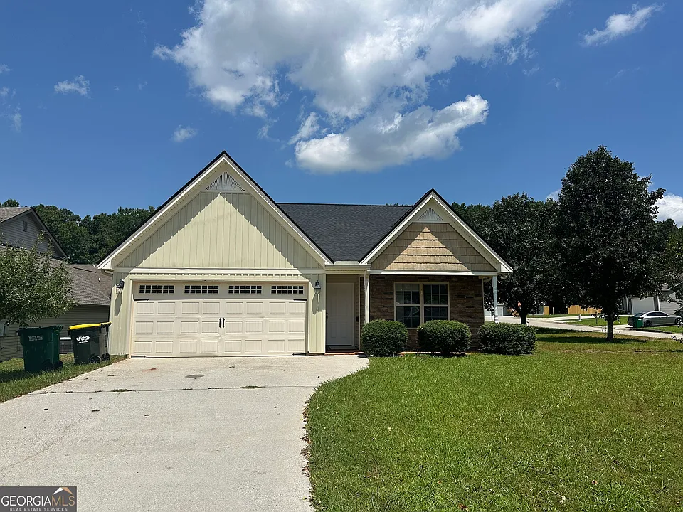 561 Highland Pointe Dr
