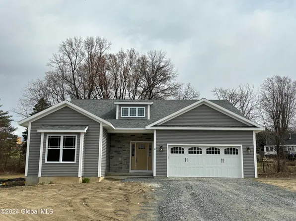16 Bernie Loop, Troy, NY 12180