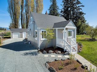 17240 Bennett Rd, Mount Vernon, WA 98273