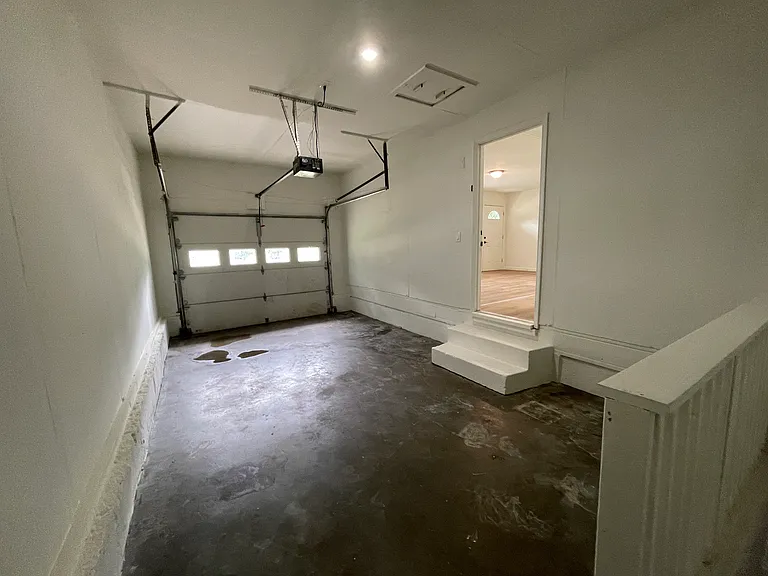 9306 Lewis Ave — Photo 19