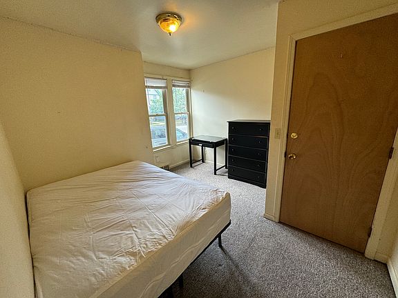 5th image of 301 N Ingalls St