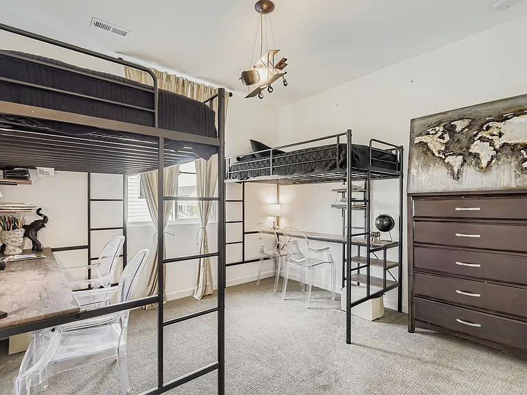 9022 Moondance Dr — Photo 23