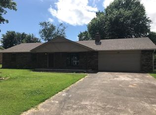 1802 Jean St, Springdale, AR 72762
