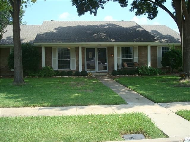 1st image of 2216 Shady Creek Dr