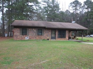 204 Westwood Dr, Kosciusko, MS 39090