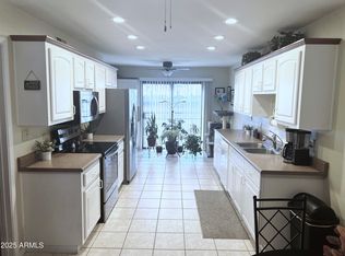 455 Delaware Dr #117, Apache Junction, AZ 85144