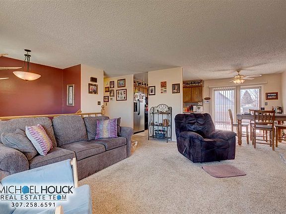 5th image of 1001 Carver Dr