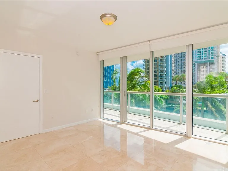 465 Brickell Ave #419 — Photo 5