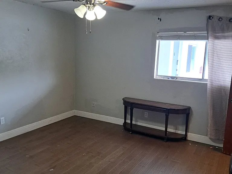 303 Ridge Blvd — Photo 18