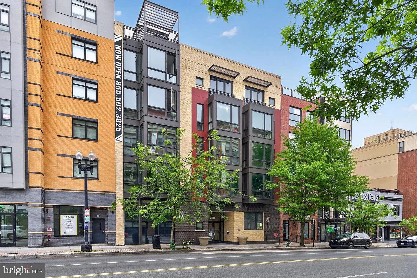 1 bed, 1.0 bath, 500 sqft, $1,700 — Photo 1