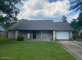 1204 Gum St, Ocean Springs, MS 39564