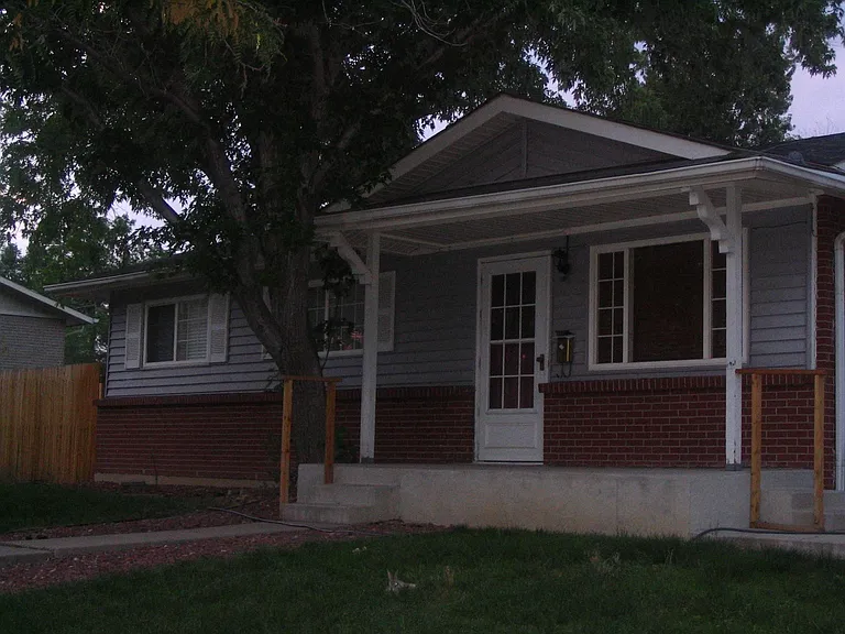 892 S Worchester St — Photo 2