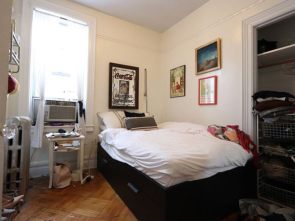 2nd image of 682 Saint Johns Pl #3F