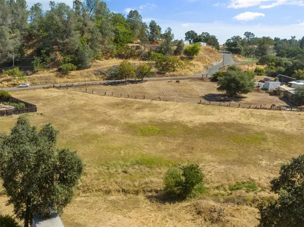 11900 Sutter Hill Rd, Sutter Creek, CA 95685