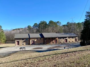 383 Pineview Dr, Springville, TN 38256