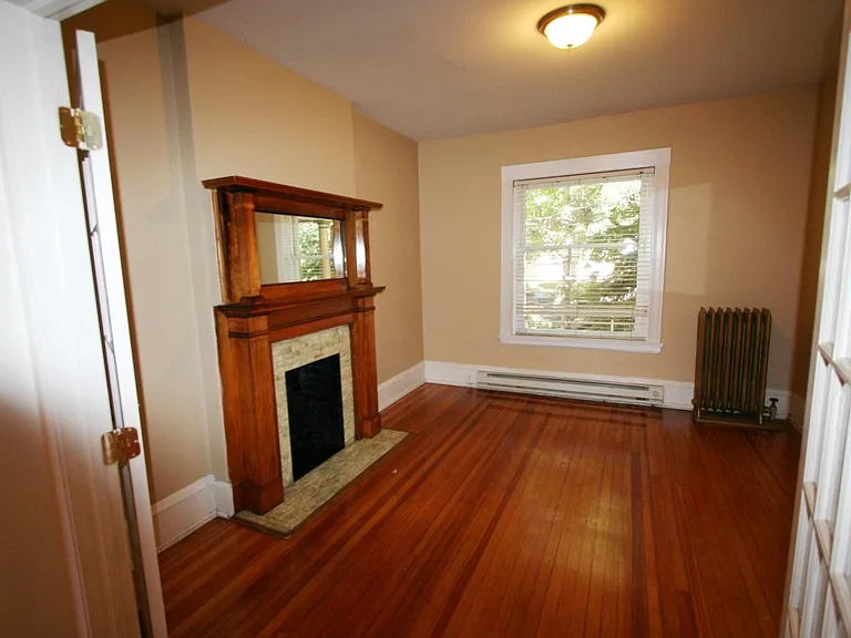 973 N Clarkson St #1 — Photo 7