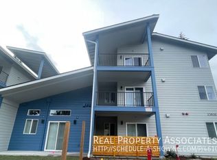 23830 Edmonds Way #301, Edmonds, WA 98026