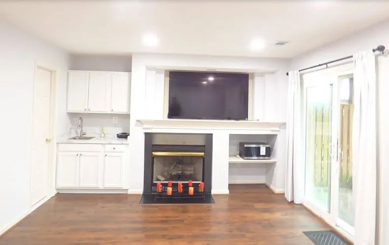 43507 Jubilee St — Photo 1