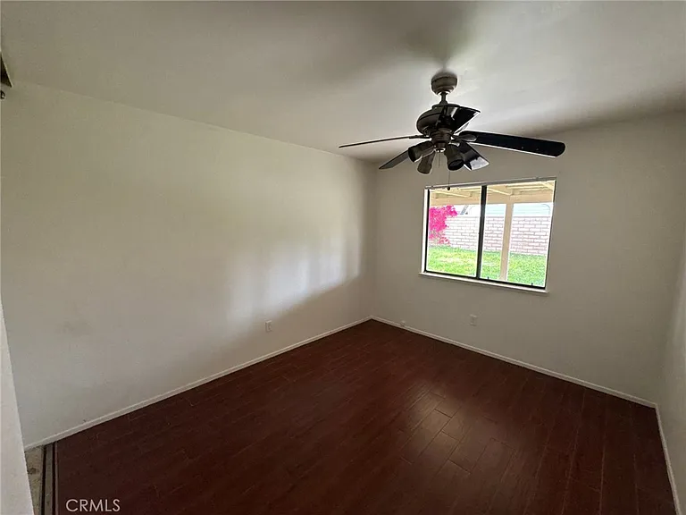 29664 Squaw Valley Dr — Photo 11