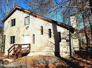 5324 Ledgewood Dr, Tobyhanna, PA