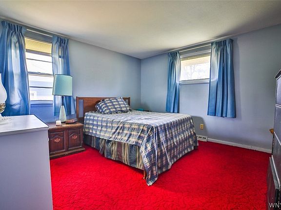 4th image of 13 Donna Lea Dr