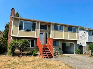 9239 Densmore Ave N, Seattle, WA 98103