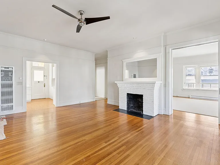 304 Walnut St — Photo 18