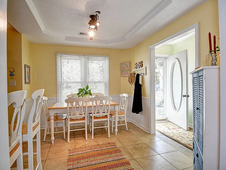 306 Esplanade Pl — Photo 15